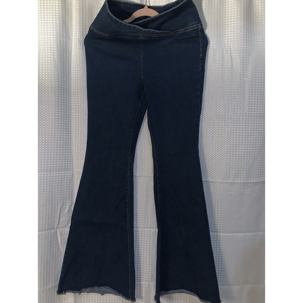 Vanilla Star Junior‎ Size Medium Denim Blue Jeans Flare Leg Stretch